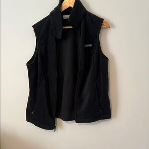 Columbia Black Fleece Vest Sleeveless High Collar